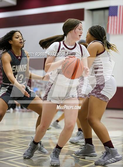 Thumbnail 1 in Ennis vs Athens (Athens Tournament) photogallery.