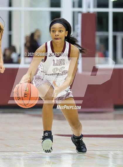 Thumbnail 2 in Ennis vs Athens (Athens Tournament) photogallery.