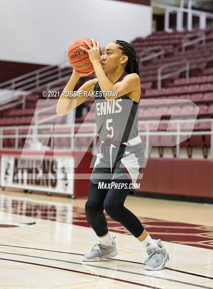 Thumbnail 2 in Ennis vs Athens (Athens Tournament) photogallery.