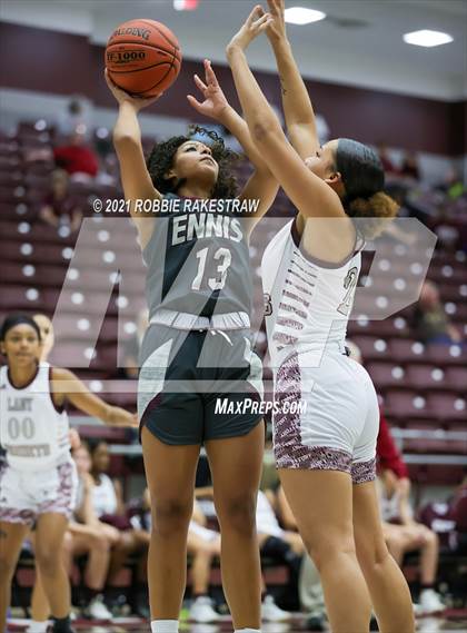 Thumbnail 1 in Ennis vs Athens (Athens Tournament) photogallery.