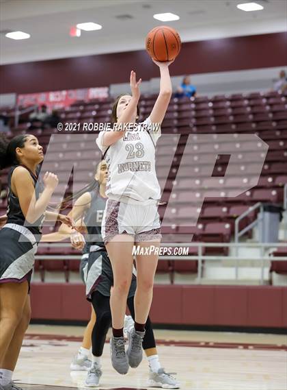 Thumbnail 3 in Ennis vs Athens (Athens Tournament) photogallery.
