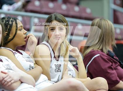 Thumbnail 2 in Ennis vs Athens (Athens Tournament) photogallery.