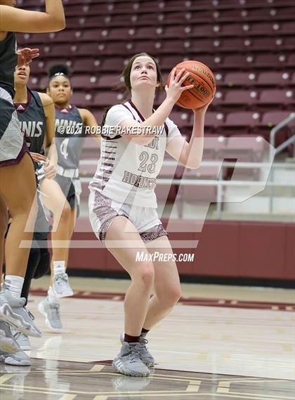 Thumbnail 1 in Ennis vs Athens (Athens Tournament) photogallery.