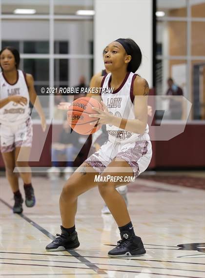 Thumbnail 1 in Ennis vs Athens (Athens Tournament) photogallery.