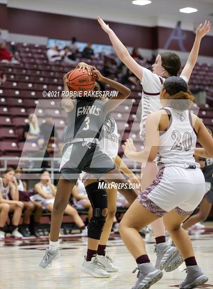 Thumbnail 1 in Ennis vs Athens (Athens Tournament) photogallery.