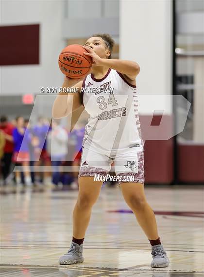 Thumbnail 2 in Ennis vs Athens (Athens Tournament) photogallery.