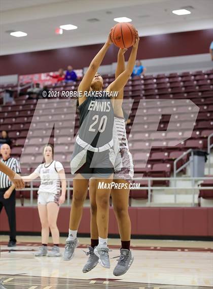 Thumbnail 2 in Ennis vs Athens (Athens Tournament) photogallery.