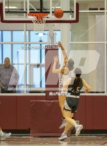 Thumbnail 2 in Ennis vs Athens (Athens Tournament) photogallery.