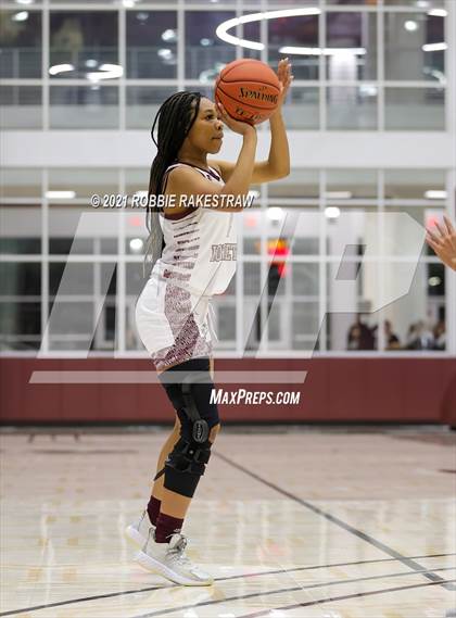 Thumbnail 1 in Ennis vs Athens (Athens Tournament) photogallery.