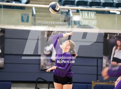Thumbnail 2 in McMullen County vs College Station (BCS Classic) photogallery.