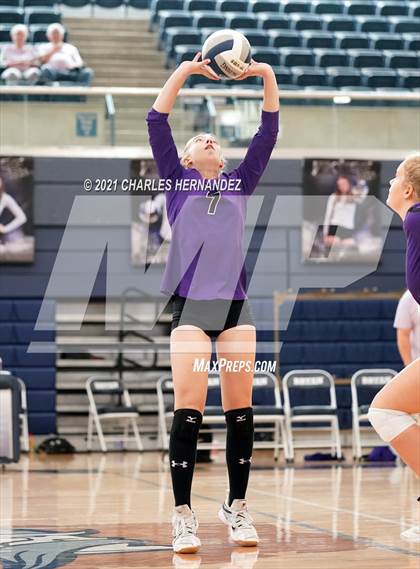 Thumbnail 3 in McMullen County vs College Station (BCS Classic) photogallery.