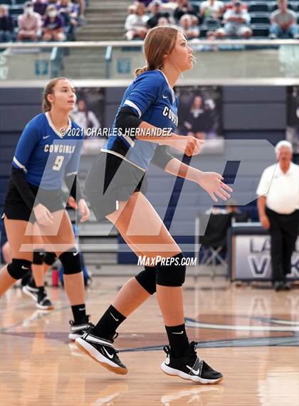 Thumbnail 2 in McMullen County vs College Station (BCS Classic) photogallery.