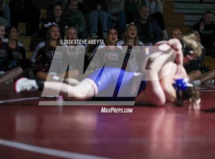 Thumbnail 3 in Cherry Creek @ Cherokee Trail photogallery.