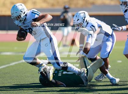 Thumbnail 1 in FR: Camarillo @ Royal photogallery.