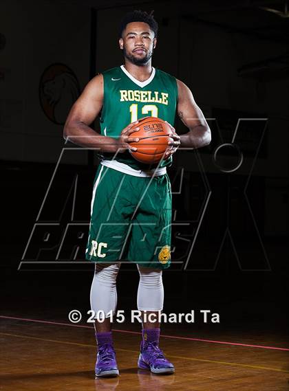 Thumbnail 3 in Roselle Catholic (Preseason Early Contenders Photo Shoot) photogallery.