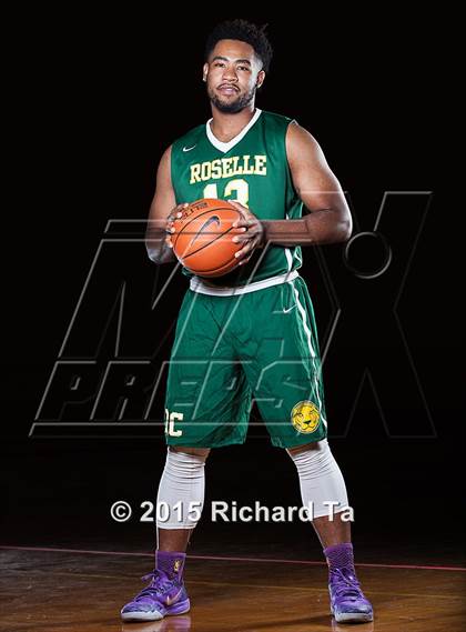 Thumbnail 1 in Roselle Catholic (Preseason Early Contenders Photo Shoot) photogallery.