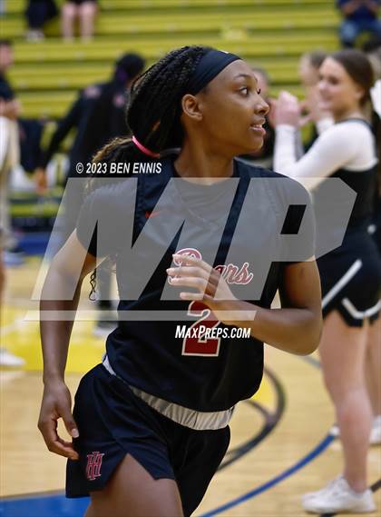 Thumbnail 2 in Holy Innocents Episcopal vs Baldwin (GHSA 4A Semifinal) photogallery.