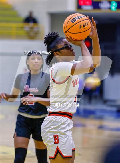 Thumbnail 2 in Holy Innocents Episcopal vs Baldwin (GHSA 4A Semifinal) photogallery.