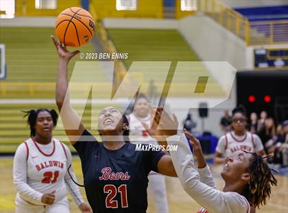 Thumbnail 3 in Holy Innocents Episcopal vs Baldwin (GHSA 4A Semifinal) photogallery.