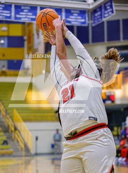 Thumbnail 1 in Holy Innocents Episcopal vs Baldwin (GHSA 4A Semifinal) photogallery.