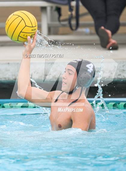 Thumbnail 3 in El Modena vs South (Torrance) photogallery.