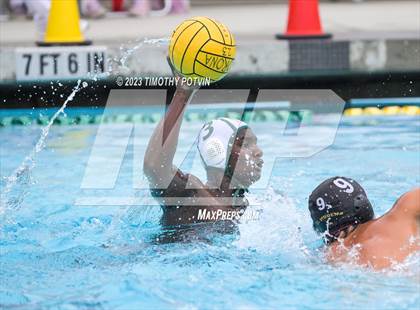 Thumbnail 3 in El Modena vs South (Torrance) photogallery.