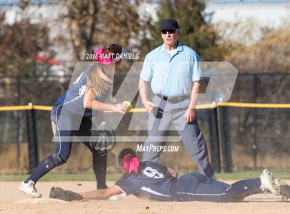 Thumbnail 3 in Mountain View vs. Mullen (CHSAA 4A Quarterfinal) photogallery.