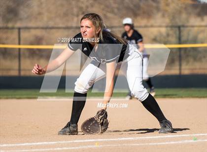 Thumbnail 1 in Mountain View vs. Mullen (CHSAA 4A Quarterfinal) photogallery.
