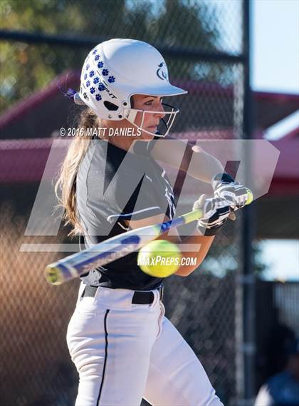 Thumbnail 2 in Mountain View vs. Mullen (CHSAA 4A Quarterfinal) photogallery.