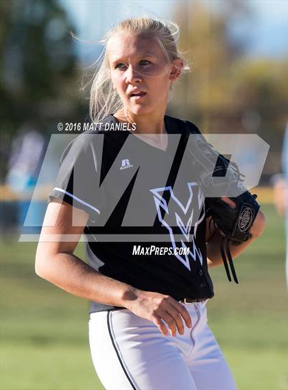 Thumbnail 1 in Mountain View vs. Mullen (CHSAA 4A Quarterfinal) photogallery.