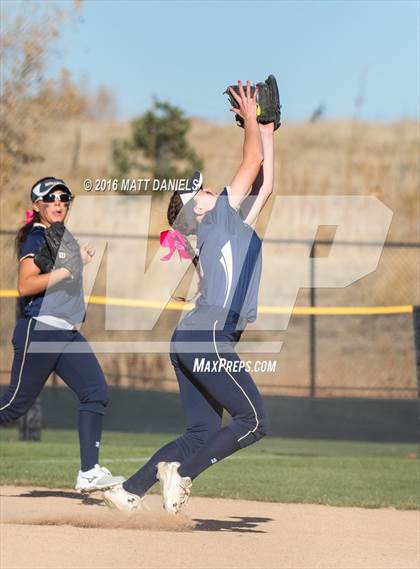 Thumbnail 2 in Mountain View vs. Mullen (CHSAA 4A Quarterfinal) photogallery.