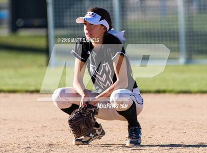 Thumbnail 3 in Mountain View vs. Mullen (CHSAA 4A Quarterfinal) photogallery.