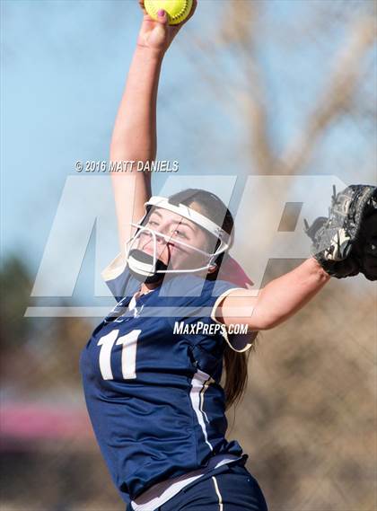 Thumbnail 2 in Mountain View vs. Mullen (CHSAA 4A Quarterfinal) photogallery.