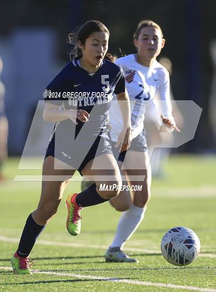 Thumbnail 2 in Yorba Linda vs. Notre Dame (SO) photogallery.