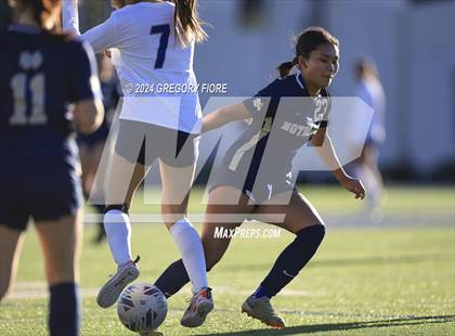 Thumbnail 3 in Yorba Linda vs. Notre Dame (SO) photogallery.