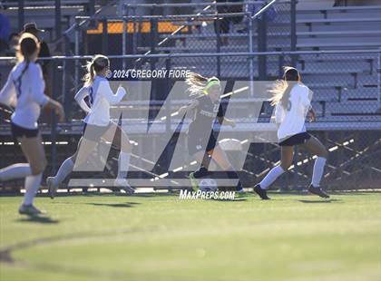 Thumbnail 3 in Yorba Linda vs. Notre Dame (SO) photogallery.