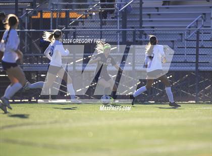 Thumbnail 1 in Yorba Linda vs. Notre Dame (SO) photogallery.