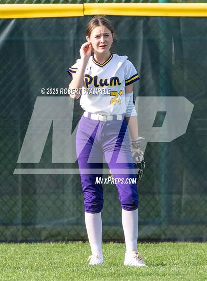 Thumbnail 3 in Plum @ Shaler Area photogallery.
