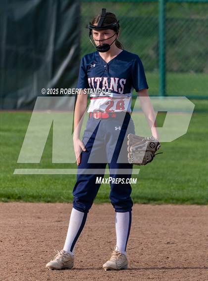 Thumbnail 3 in Plum @ Shaler Area photogallery.