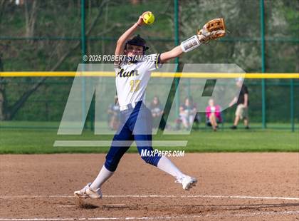 Thumbnail 2 in Plum @ Shaler Area photogallery.