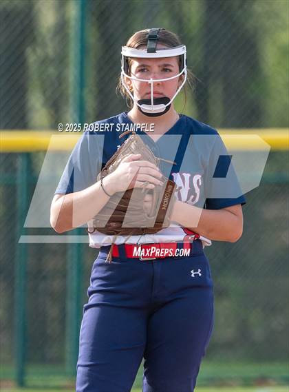 Thumbnail 1 in Plum @ Shaler Area photogallery.