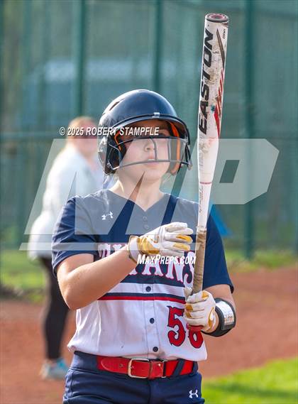 Thumbnail 1 in Plum @ Shaler Area photogallery.