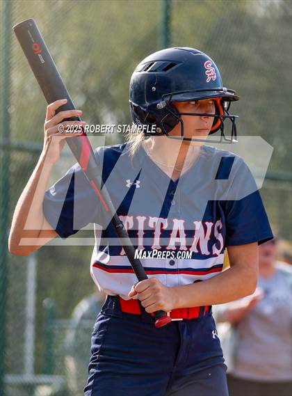 Thumbnail 1 in Plum @ Shaler Area photogallery.