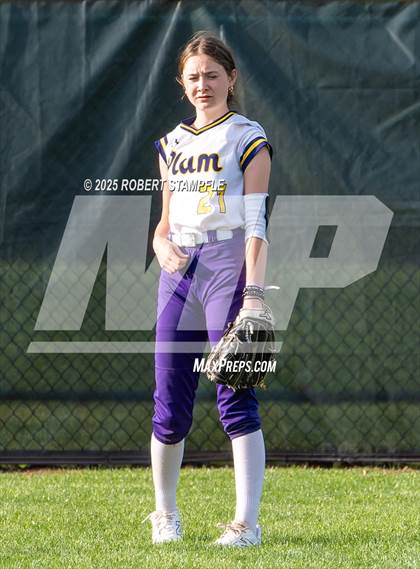 Thumbnail 2 in Plum @ Shaler Area photogallery.