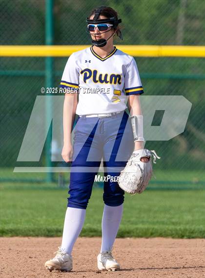 Thumbnail 2 in Plum @ Shaler Area photogallery.