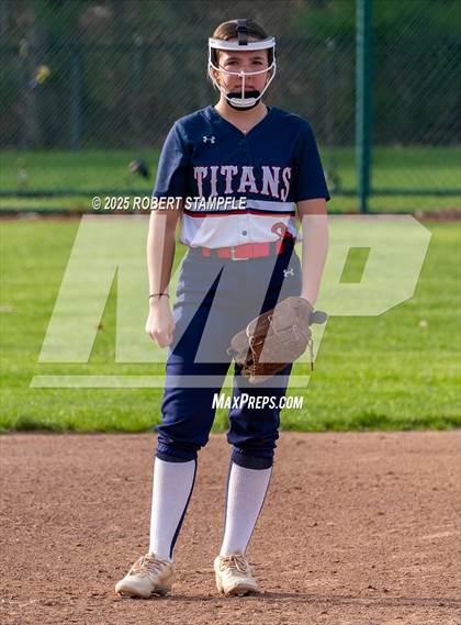 Thumbnail 2 in Plum @ Shaler Area photogallery.