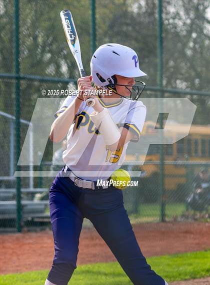 Thumbnail 3 in Plum @ Shaler Area photogallery.