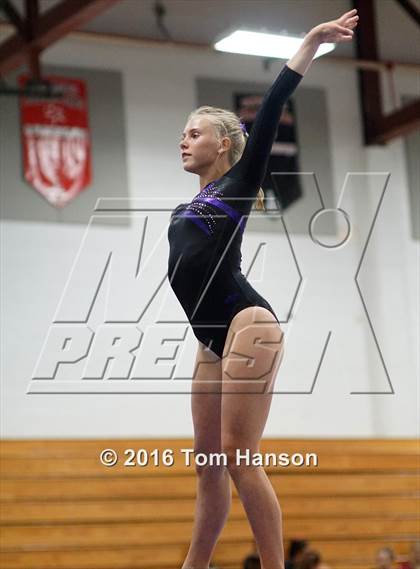 Thumbnail 3 in Loveland  Invitational photogallery.