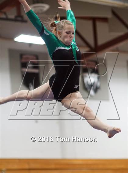 Thumbnail 2 in Loveland  Invitational photogallery.