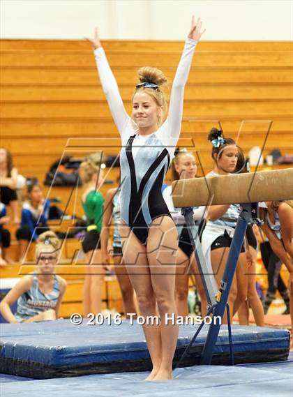 Thumbnail 3 in Loveland  Invitational photogallery.